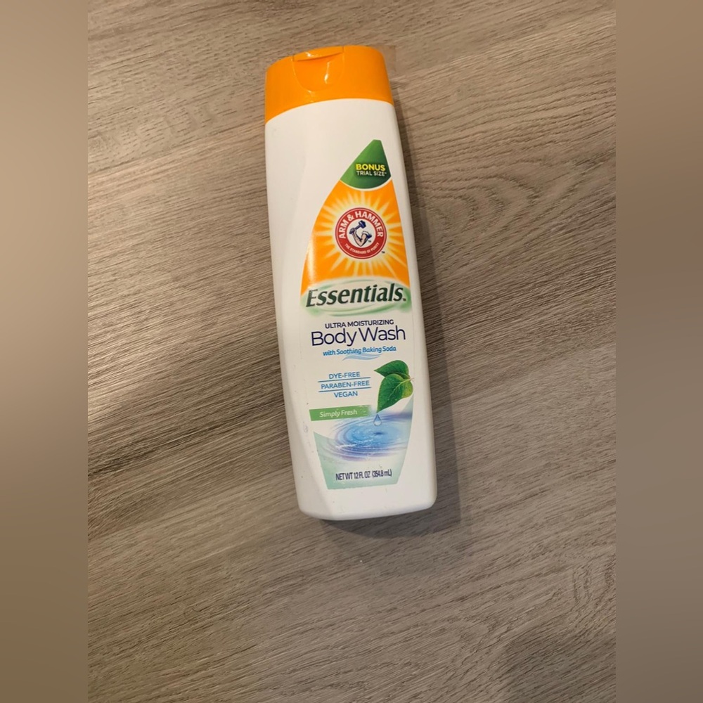 Arm & Hammer Essentials Body Wash simply fresh scent and clear water vegan